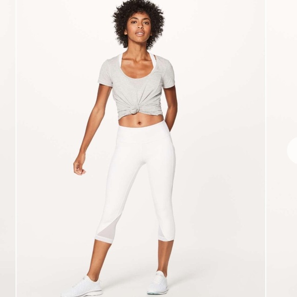 Lululemon Sweat Your Heart Out Crop (21") White Size 8 - Picture 1 of 9